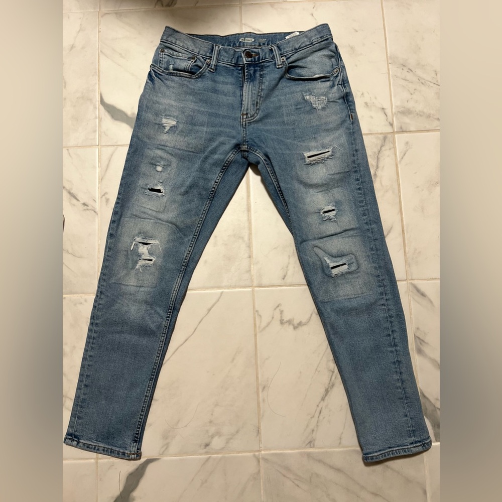 Old navy relaxed slim jeans
30x30